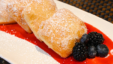 Marinelli's Bomboloni Dessert