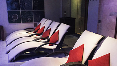 Spa Mio Lounge Beds